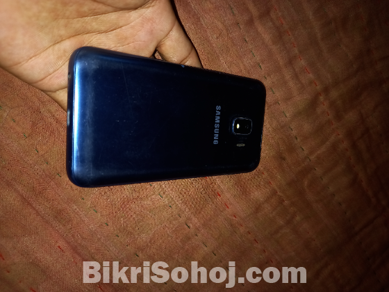 ফোনটি খুবই ভালো মহিলা ব্যবহার করেছে